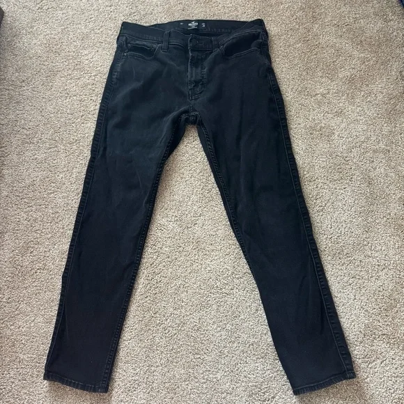 Hollister Black Skinny Jeans Classic Style - Picture 2 of 6
